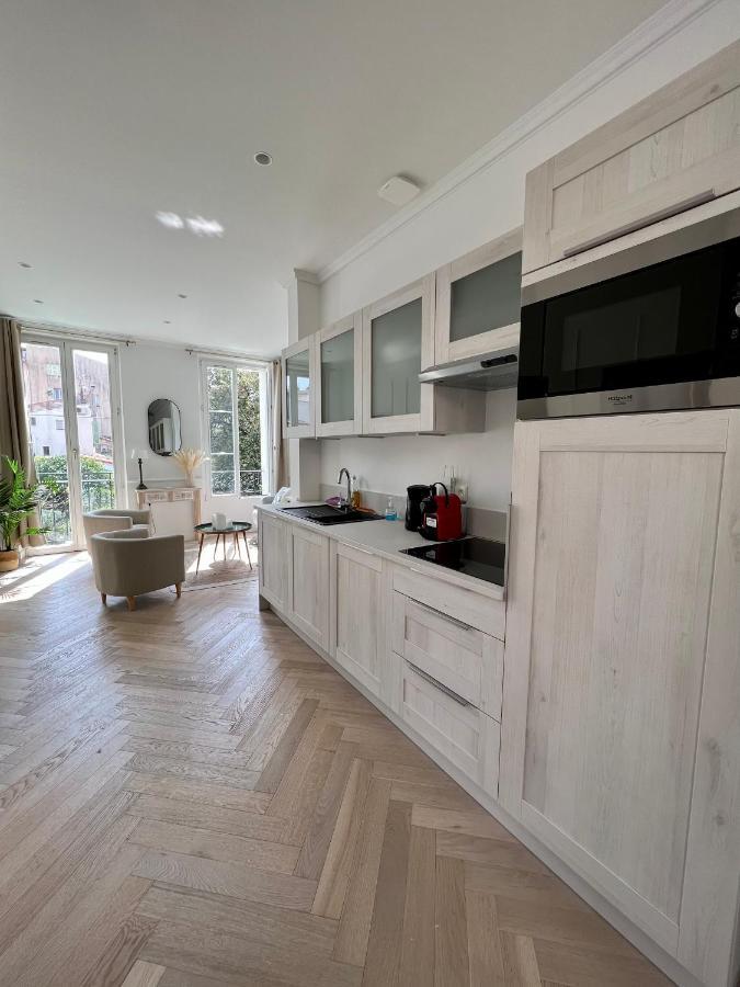 Amazing New Property In The Heart Of The Old Town Of Antibes Ngoại thất bức ảnh